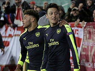 WATCH: Mesut Ozil completes Ar...